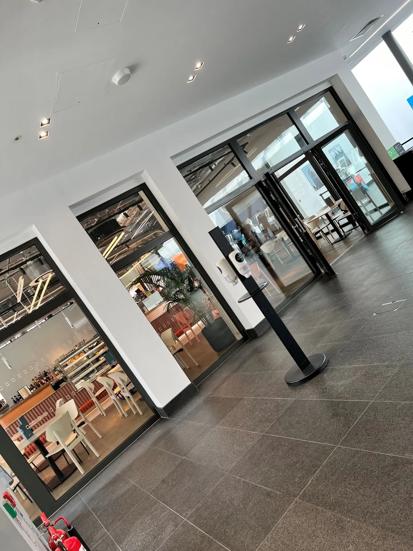 Fire rated glass installation