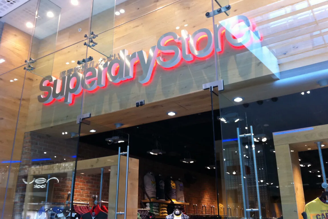 Structural Glass Shopfronts